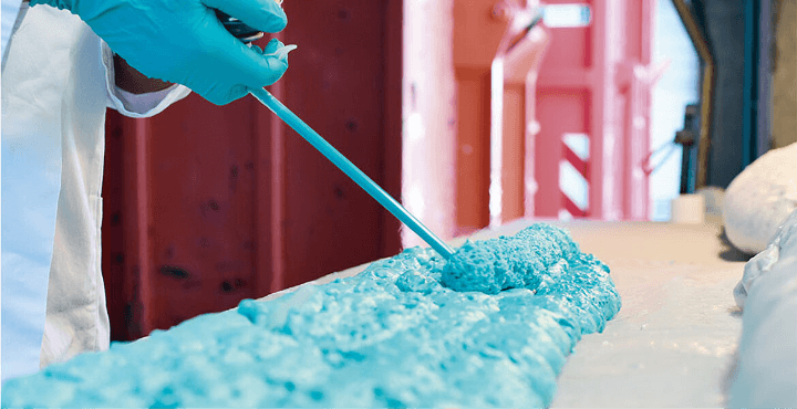 Removing fresh construction foam
